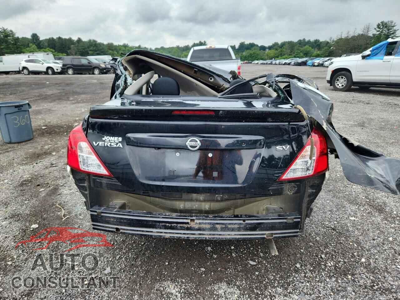 NISSAN VERSA 2019 - 3N1CN7AP3KL835344