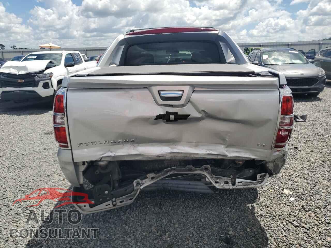 CHEVROLET AVALANCHE 2013 - 3GNMCEE00DG319387