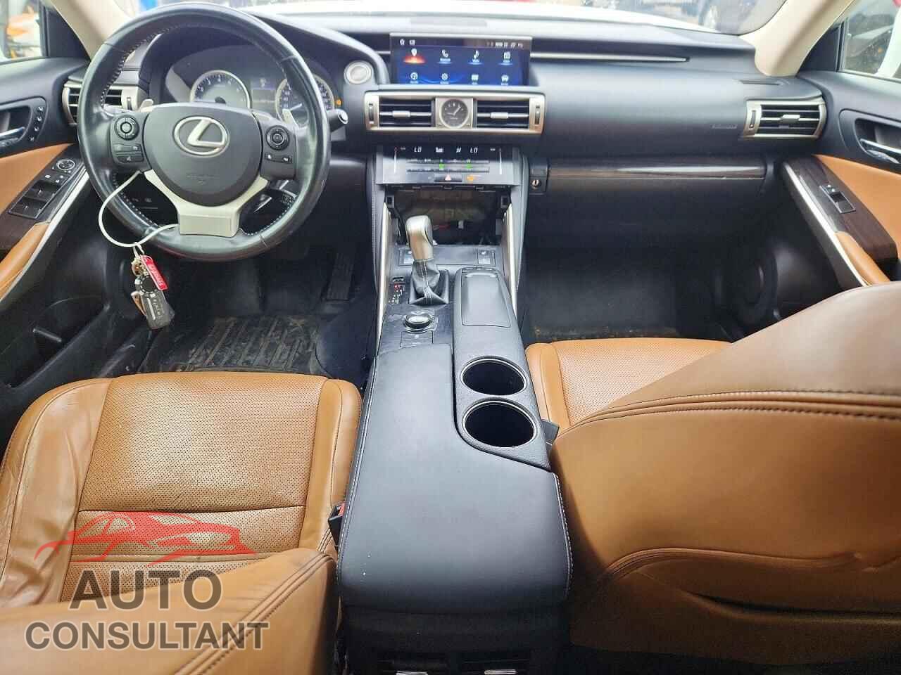 LEXUS IS 2014 - JTHCF1D2XE5001095