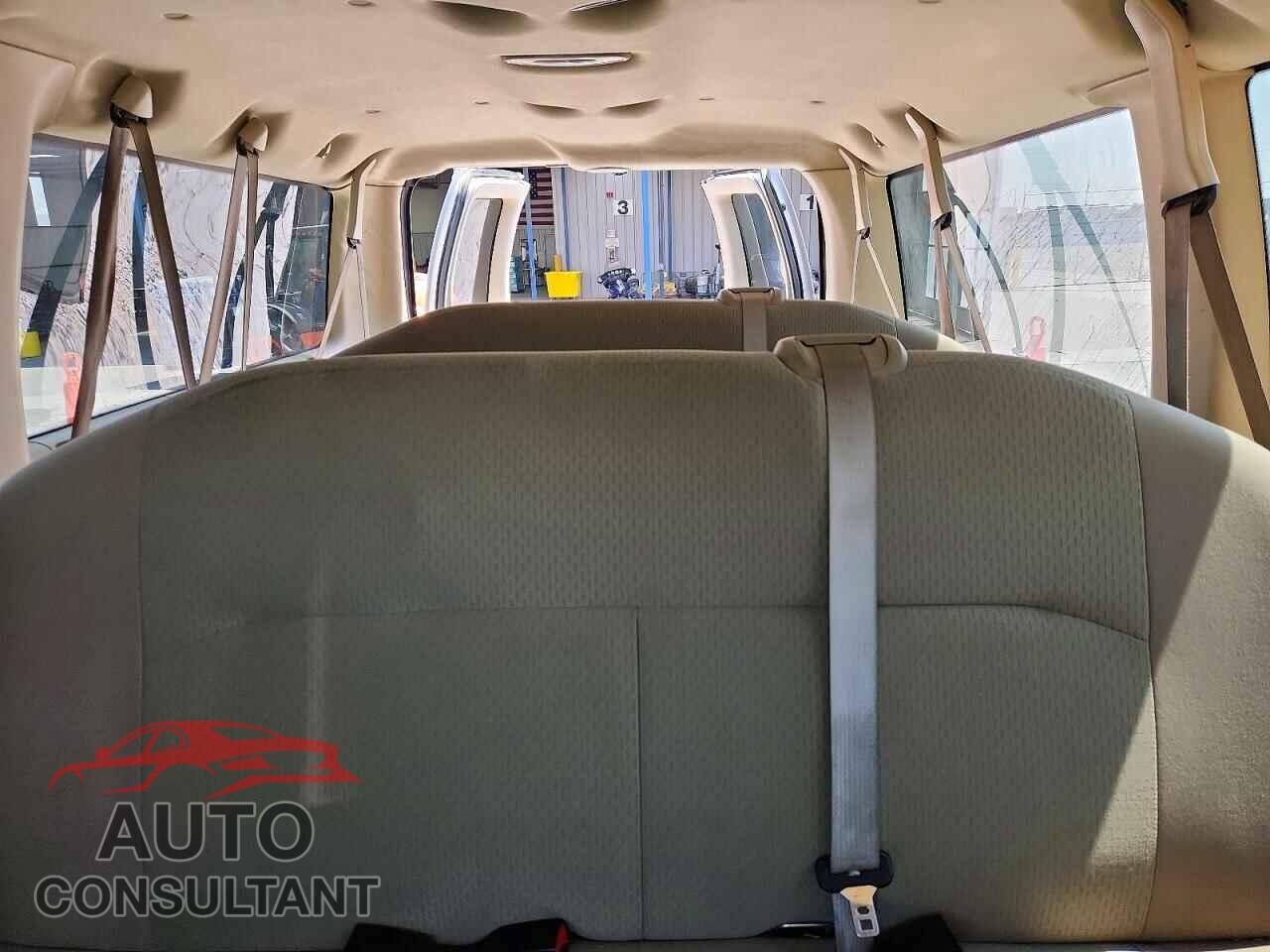 FORD ECONOLINE 2009 - 1FBNE31L09DA74773