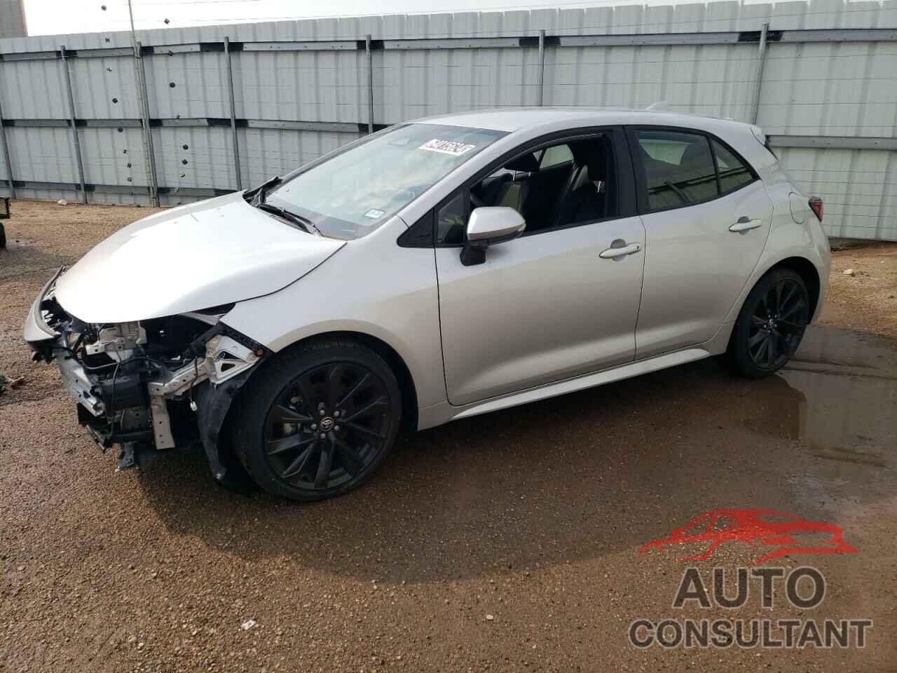 TOYOTA COROLLA 2024 - JTNC4MBE9R3228068