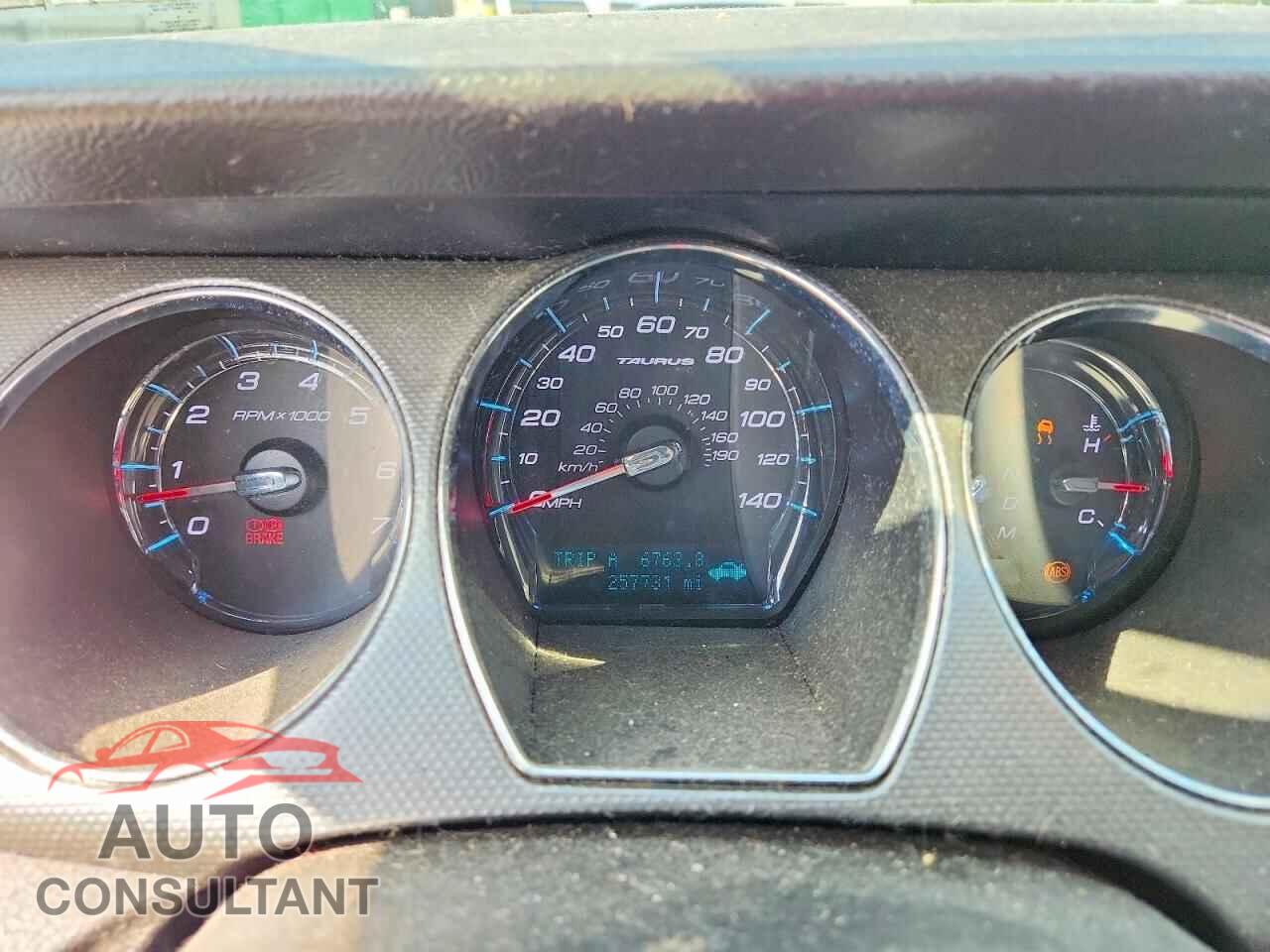 FORD TAURUS 2012 - 1FAHP2EW1CG137005