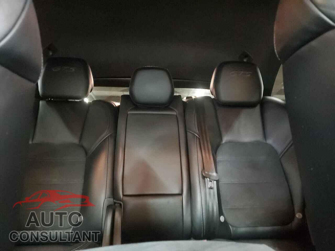 PORSCHE CAYENNE 2017 - WP1AD2A29HLA83358