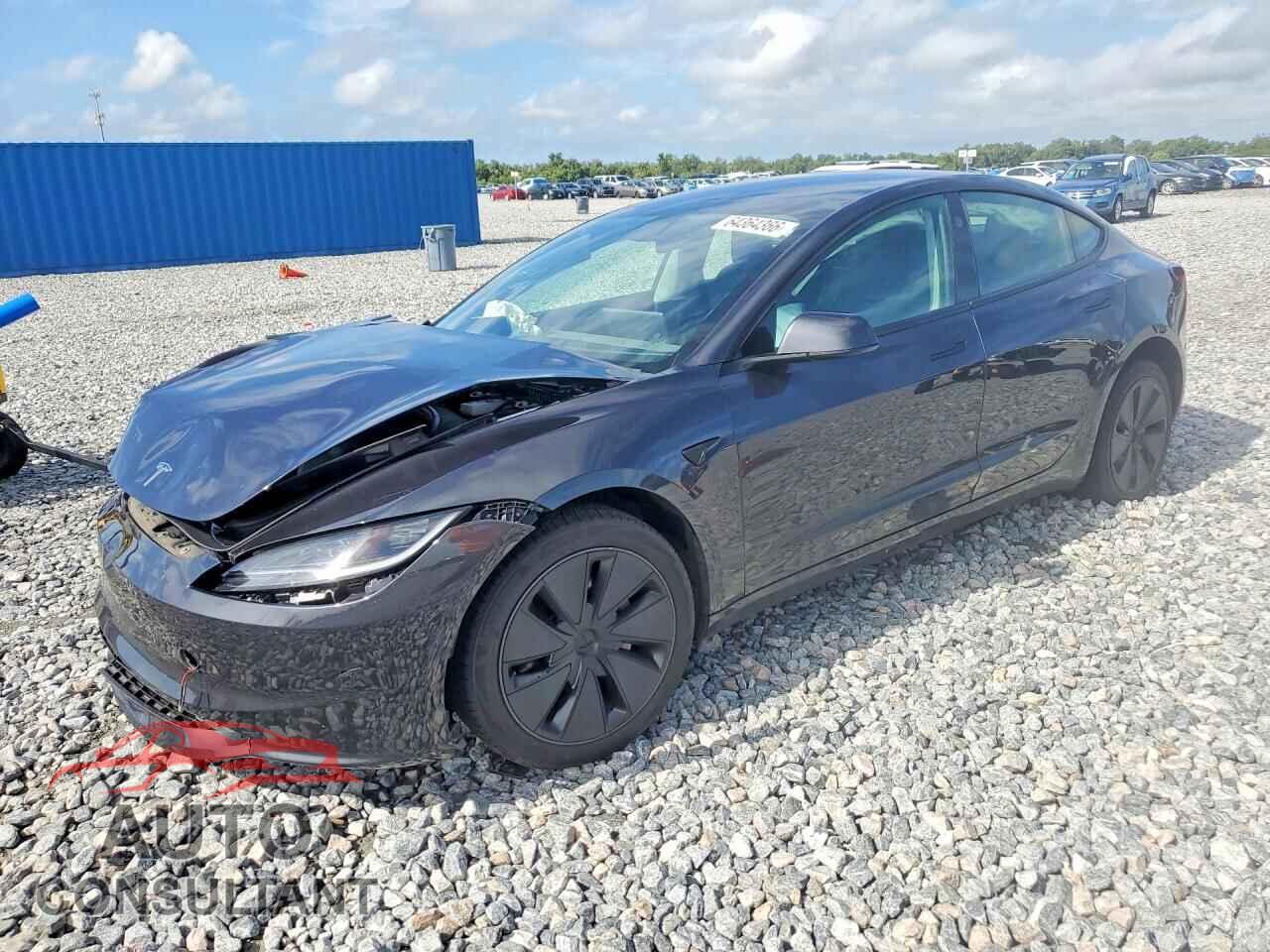 TESLA MODEL 3 2025 - 5YJ3E1EA4SF936018