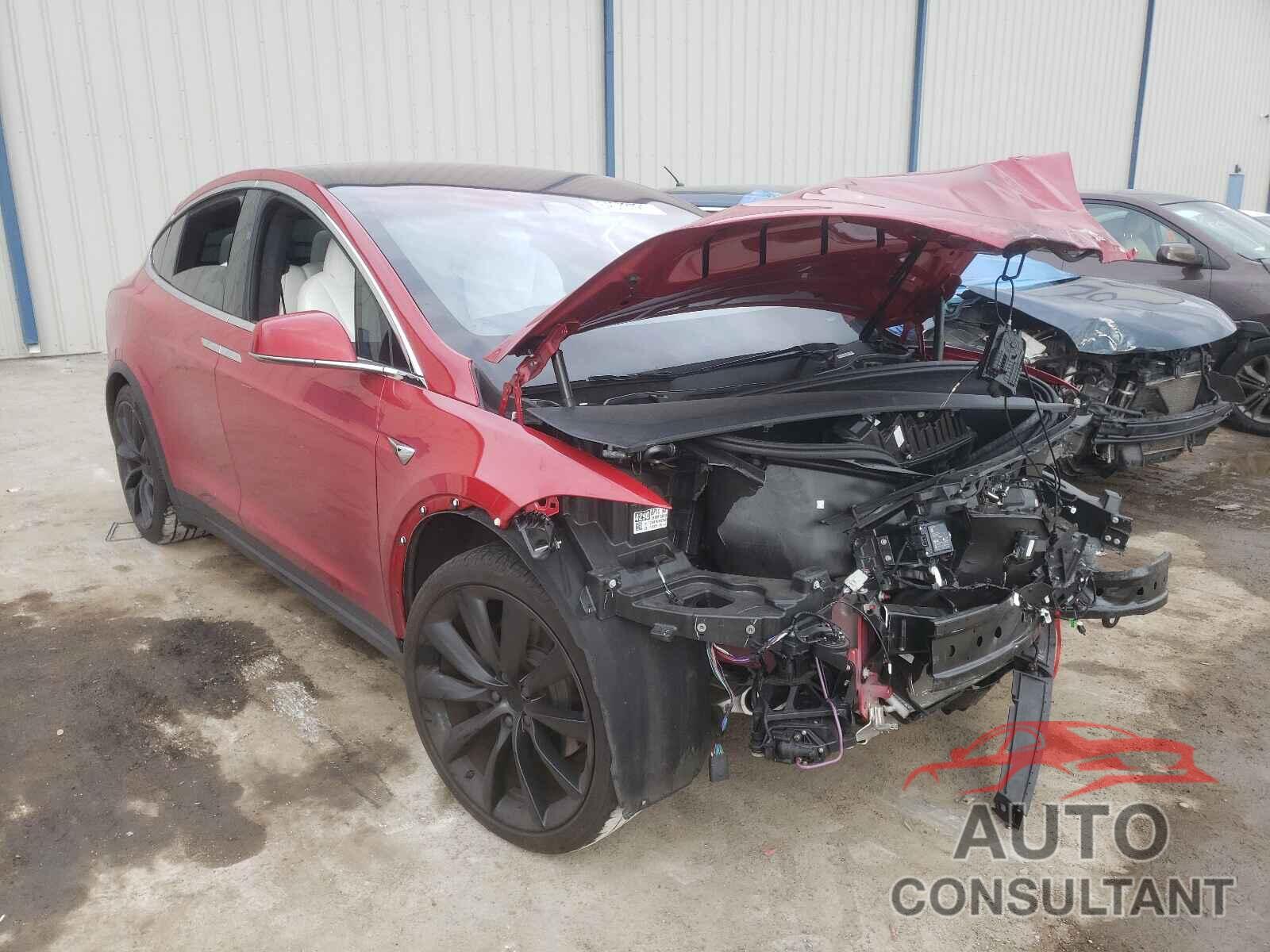 TESLA MODEL X 2020 - 5YJXCAE27LF250329