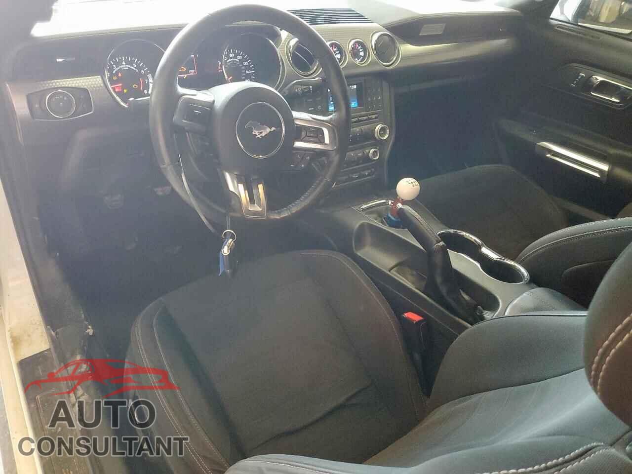 FORD MUSTANG 2017 - 1FA6P8CF6H5203175