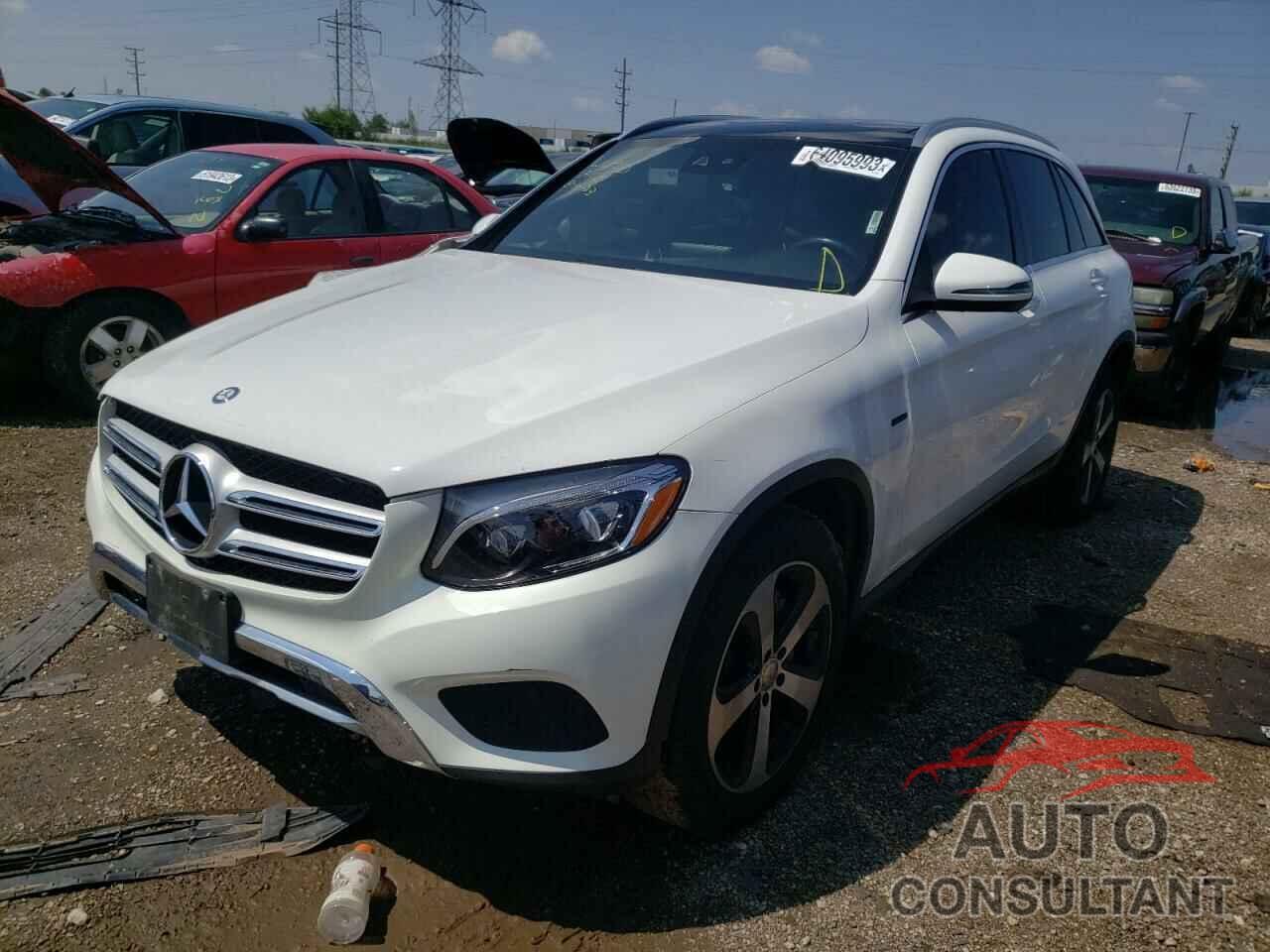 MERCEDES-BENZ GLC-CLASS 2016 - WDC0G4KB2GF040390