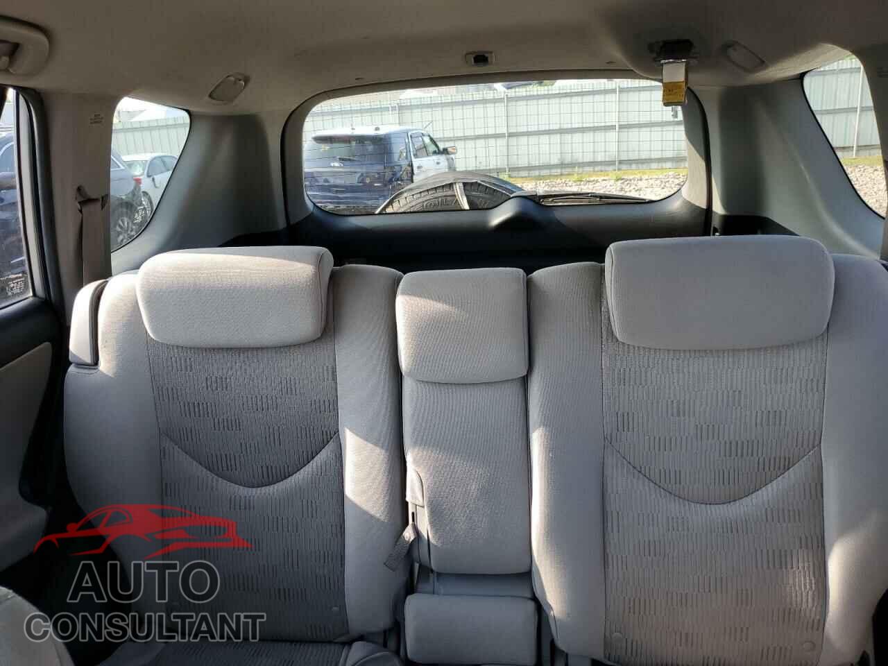TOYOTA RAV4 2010 - JTMBF4DV3AD036084
