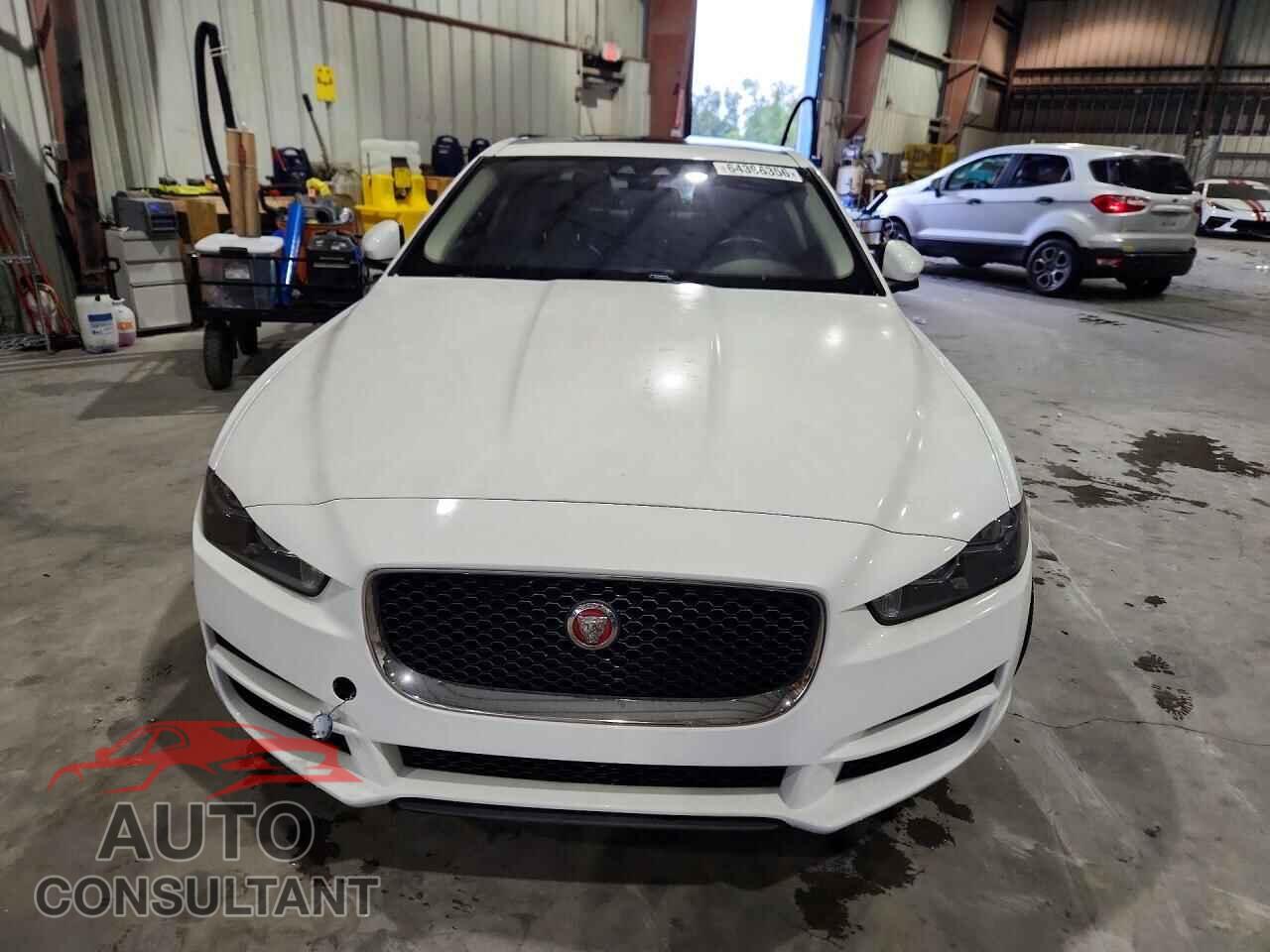 JAGUAR XE 2017 - SAJAJ4BV4HCP10659