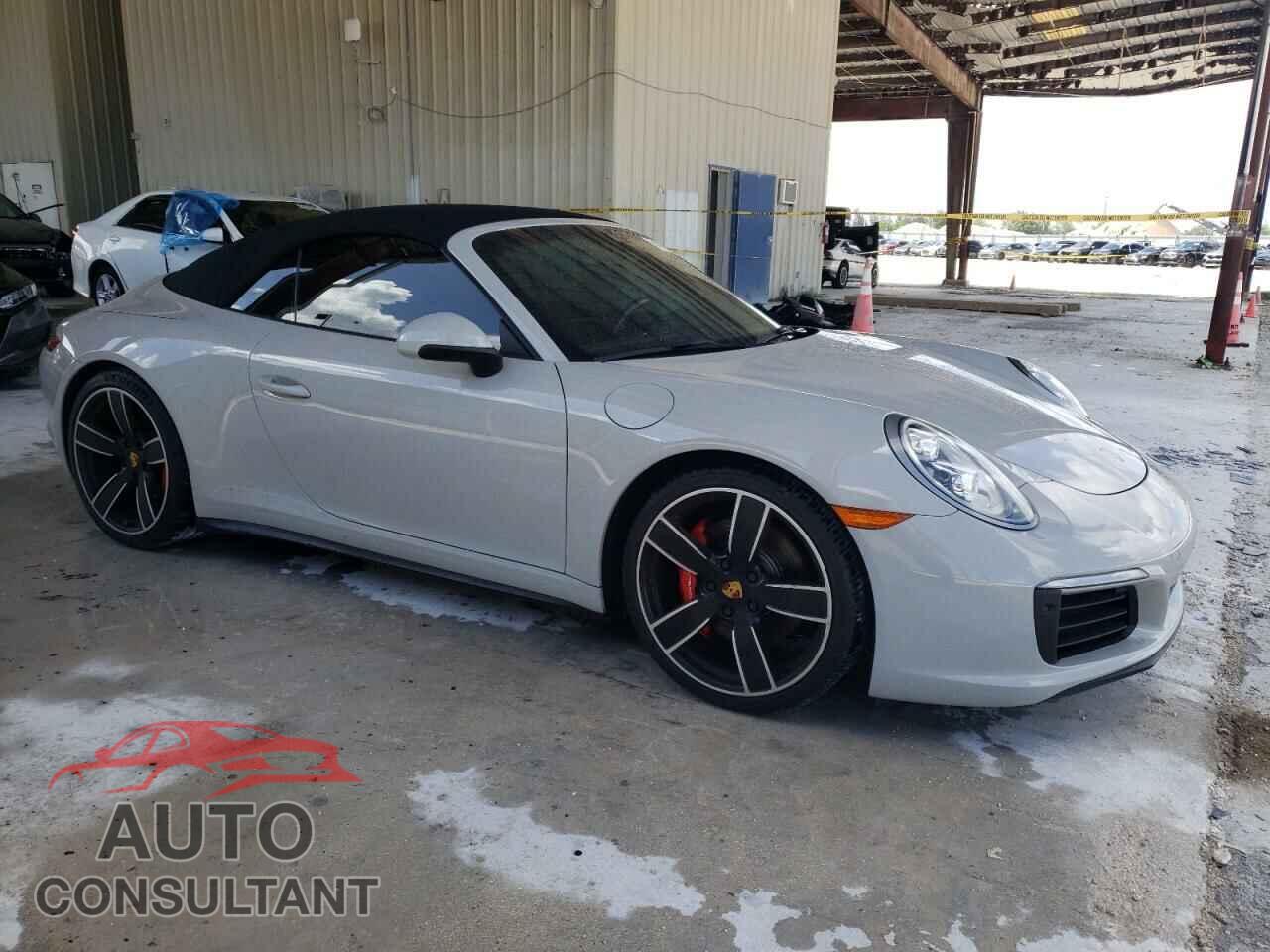 PORSCHE 911 2018 - WP0CB2A95JS147906
