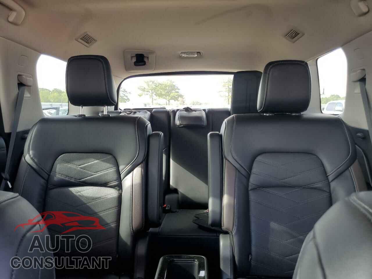 NISSAN PATHFINDER 2023 - 5N1DR3DK6PC217724
