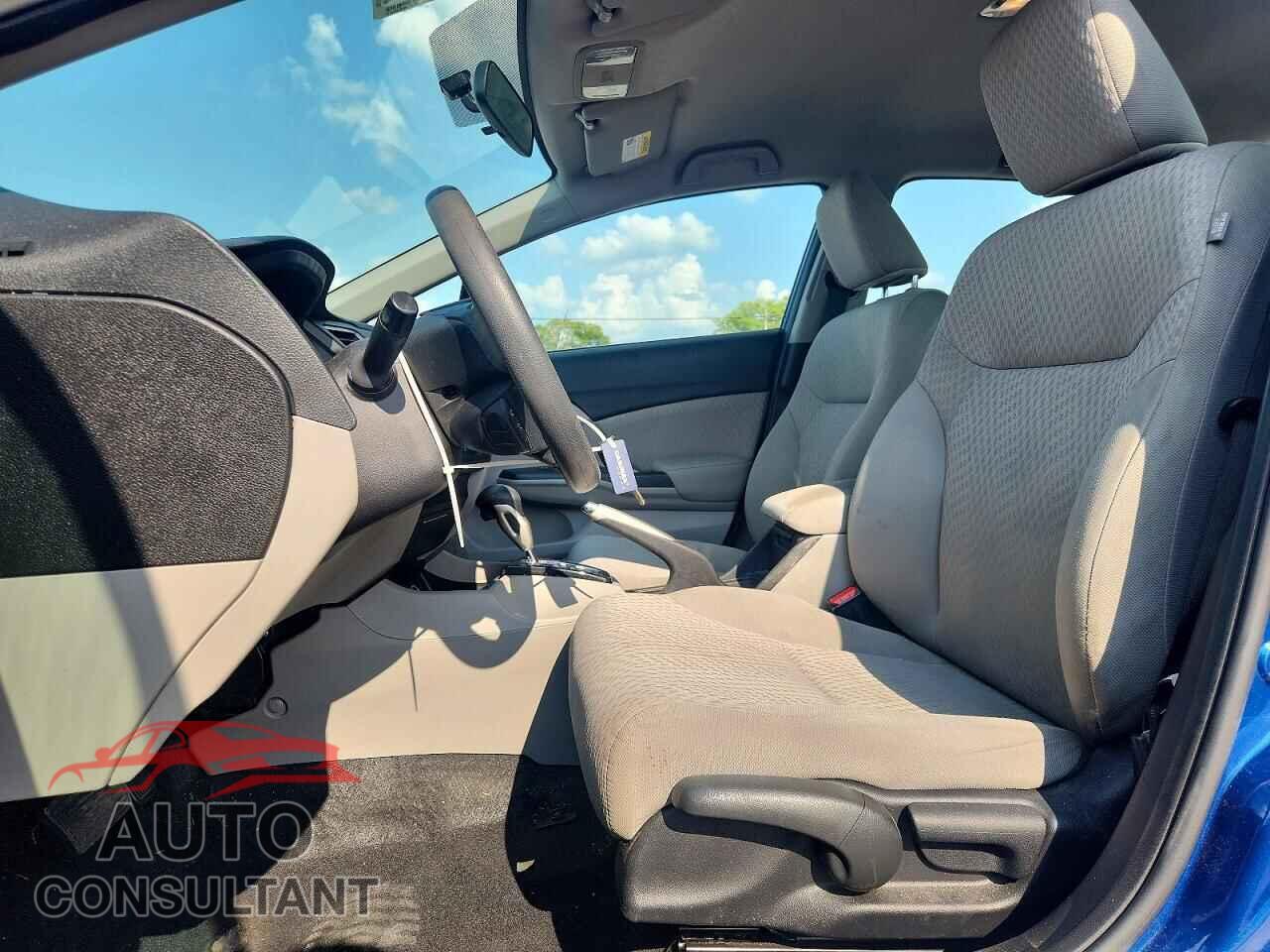 HONDA CIVIC 2014 - 19XFB2F53EE049744