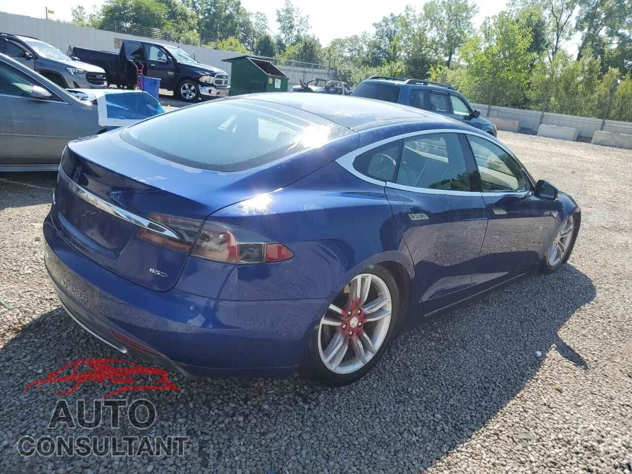TESLA MODEL S 2015 - 5YJSA1E22FF111973