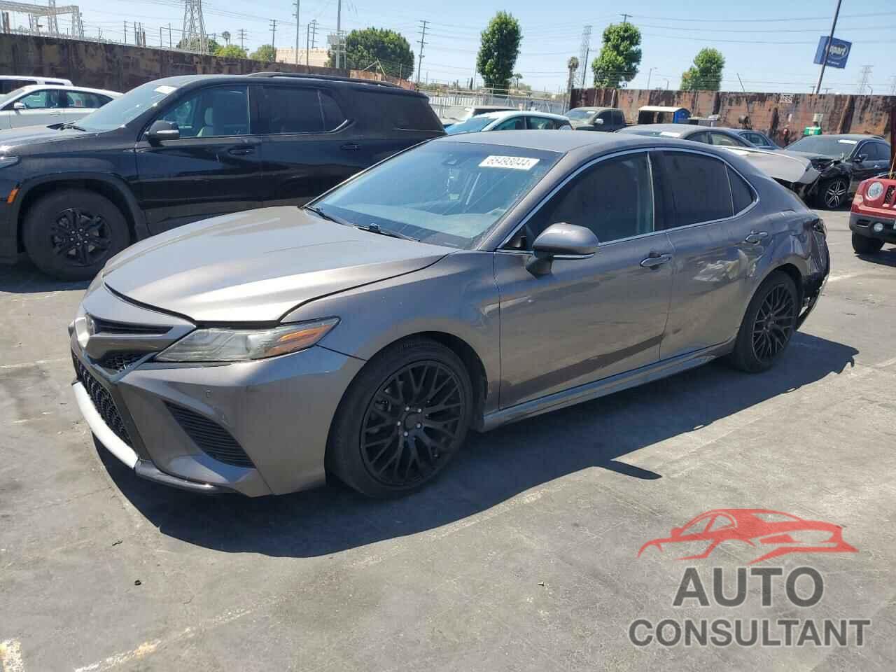 TOYOTA CAMRY 2018 - 4T1B61HK9JU007943