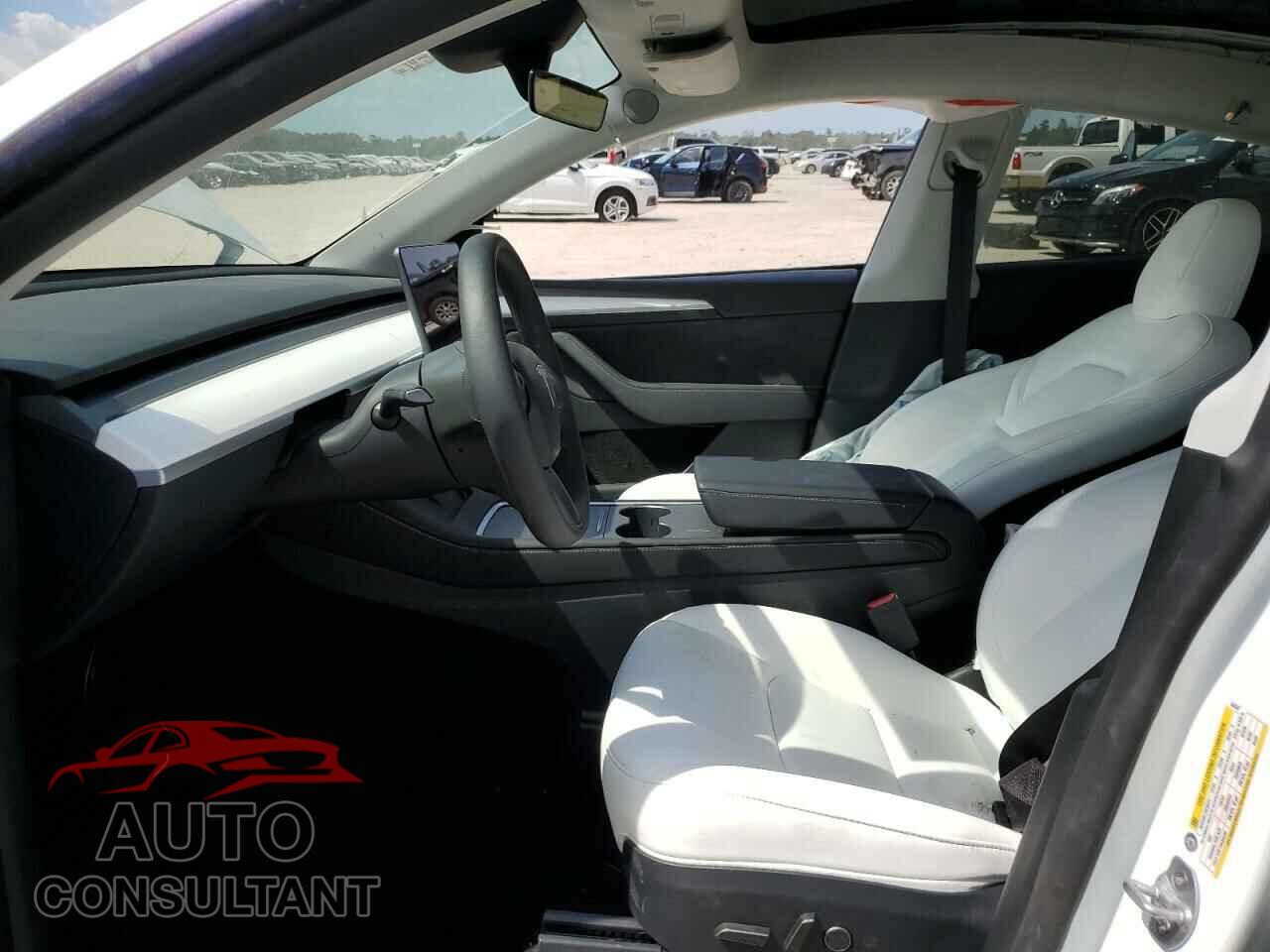 TESLA MODEL Y 2024 - 7SAYGDEDXRF044347