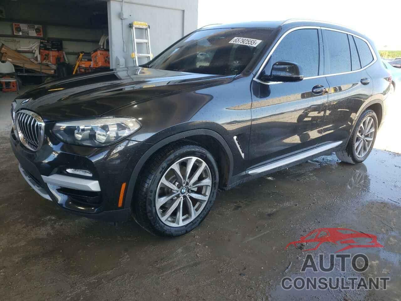 BMW X3 2019 - 5UXTR7C50KLF30510