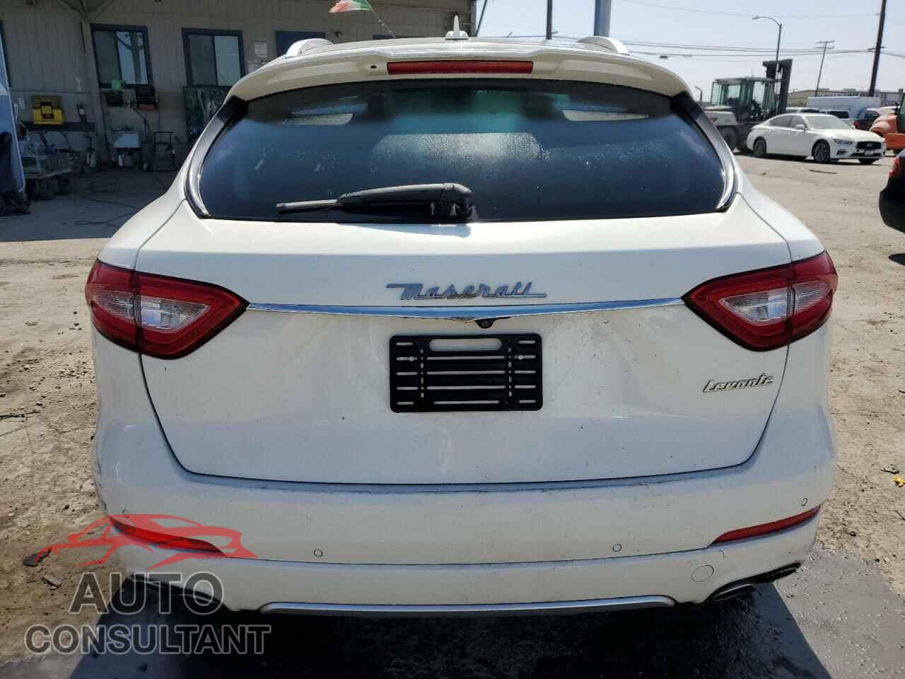MASERATI ALL MODELS 2017 - ZN661XUSXHX237303