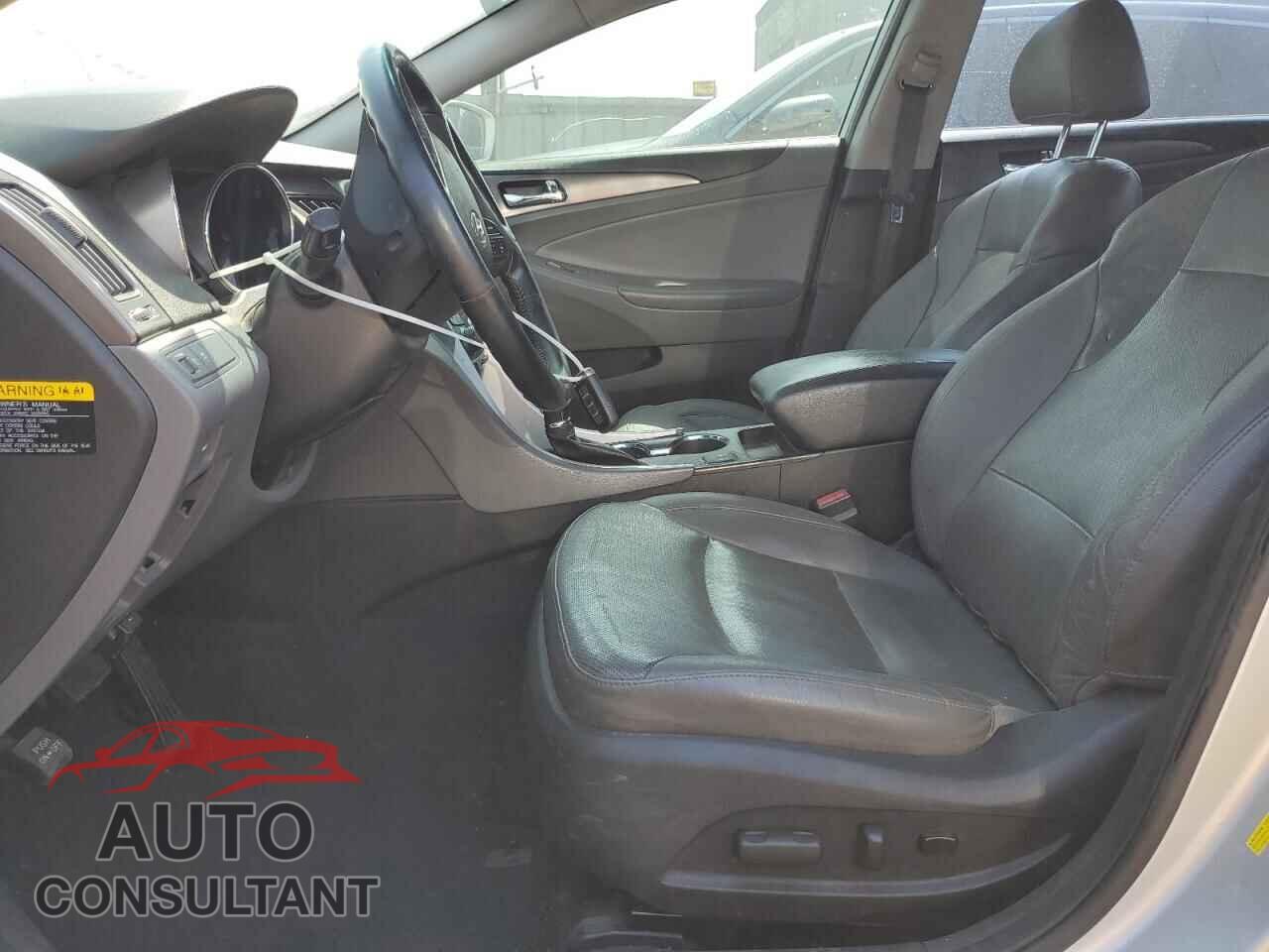 HYUNDAI SONATA 2014 - KMHEC4A48EA108949