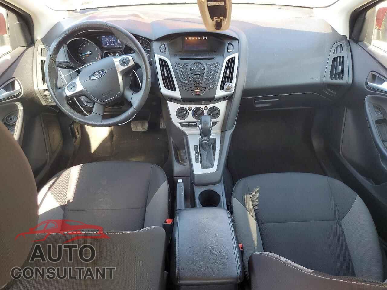 FORD FOCUS 2014 - 1FADP3F29EL235497