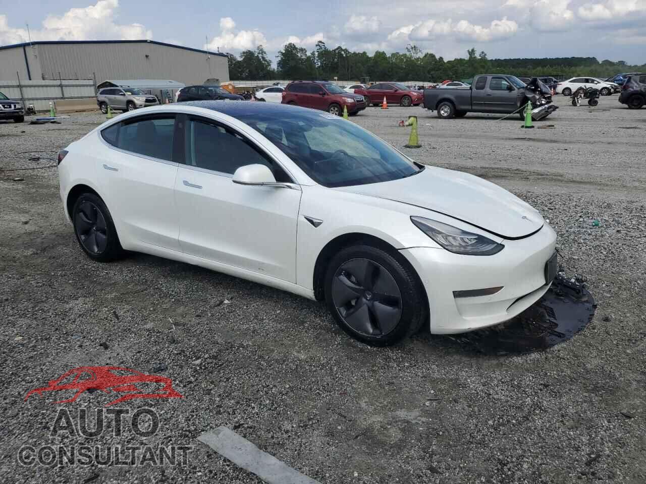 TESLA MODEL 3 2019 - 5YJ3E1EB9KF199682