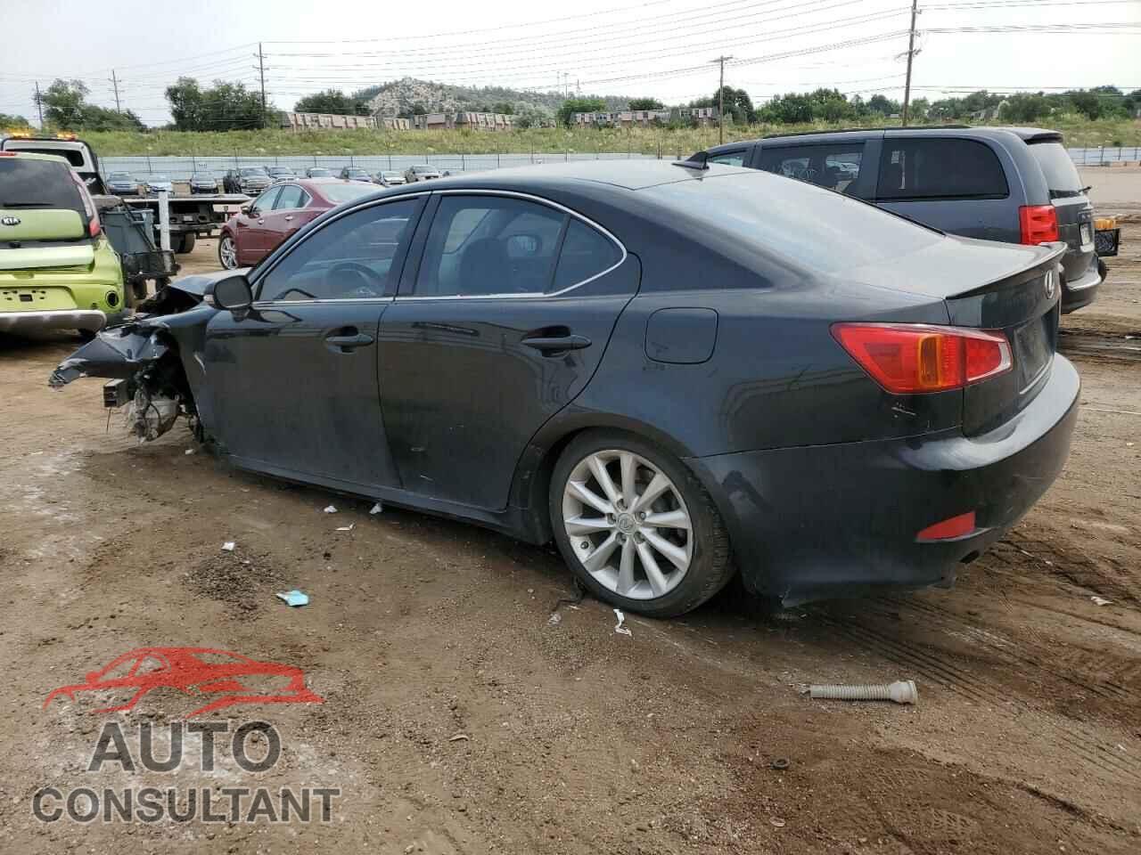 LEXUS IS 2009 - JTHCK262X95030357