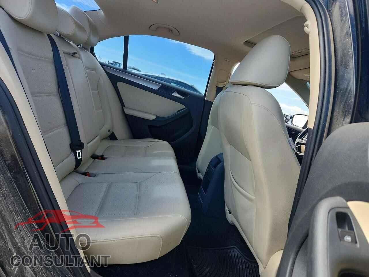 VOLKSWAGEN JETTA 2017 - 3VWDB7AJ1HM349444