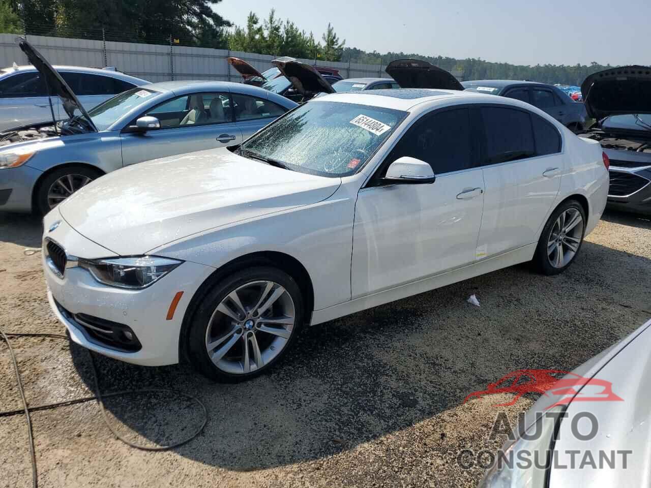 BMW 3 SERIES 2018 - WBA8B9C57JEE82155