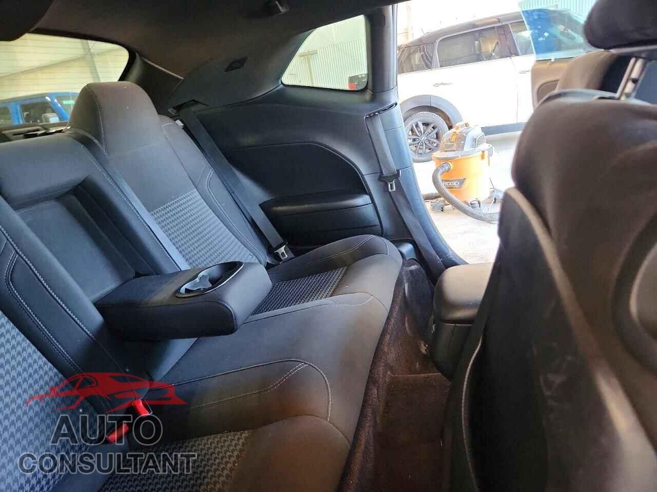 DODGE CHALLENGER 2018 - 2C3CDZAG1JH183721
