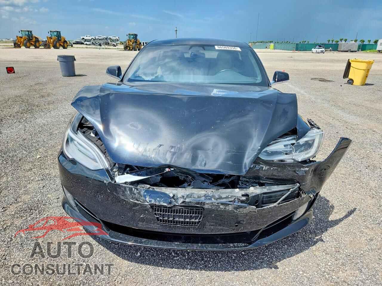 TESLA MODEL S 2017 - 5YJSA1E13HF184585