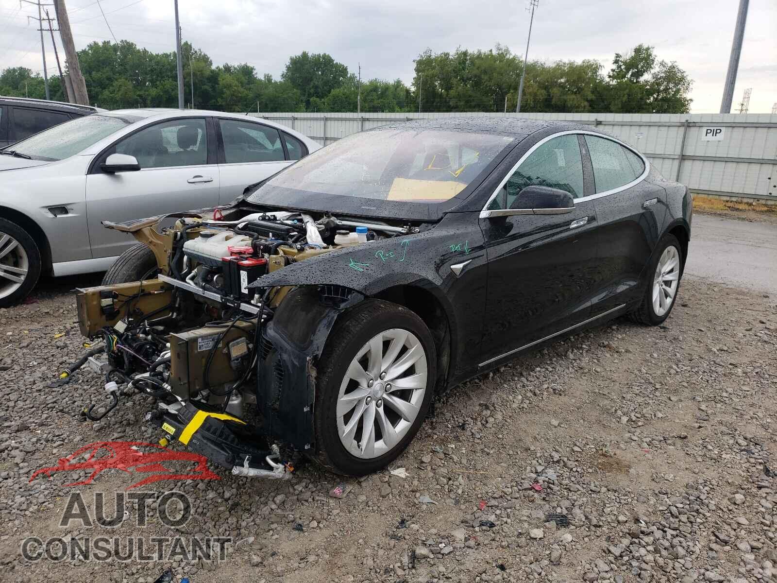 TESLA MODEL S 2018 - 5YJSA1E2XJF27277X