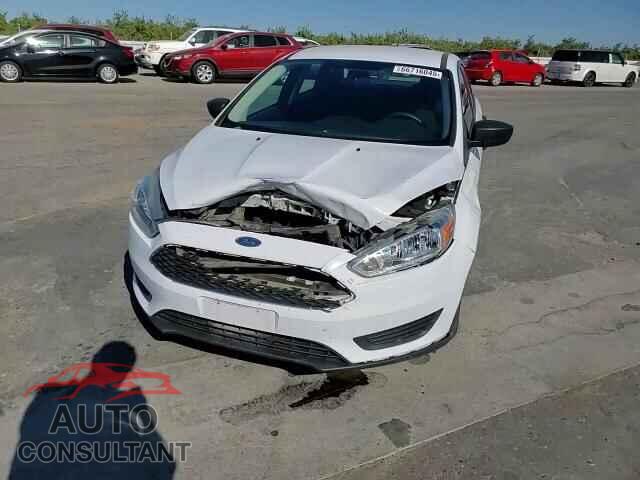 FORD FOCUS 2016 - 1FADP3E24GL247139
