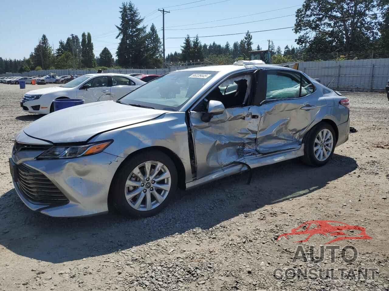 TOYOTA CAMRY 2018 - 4T1B11HKXJU131752