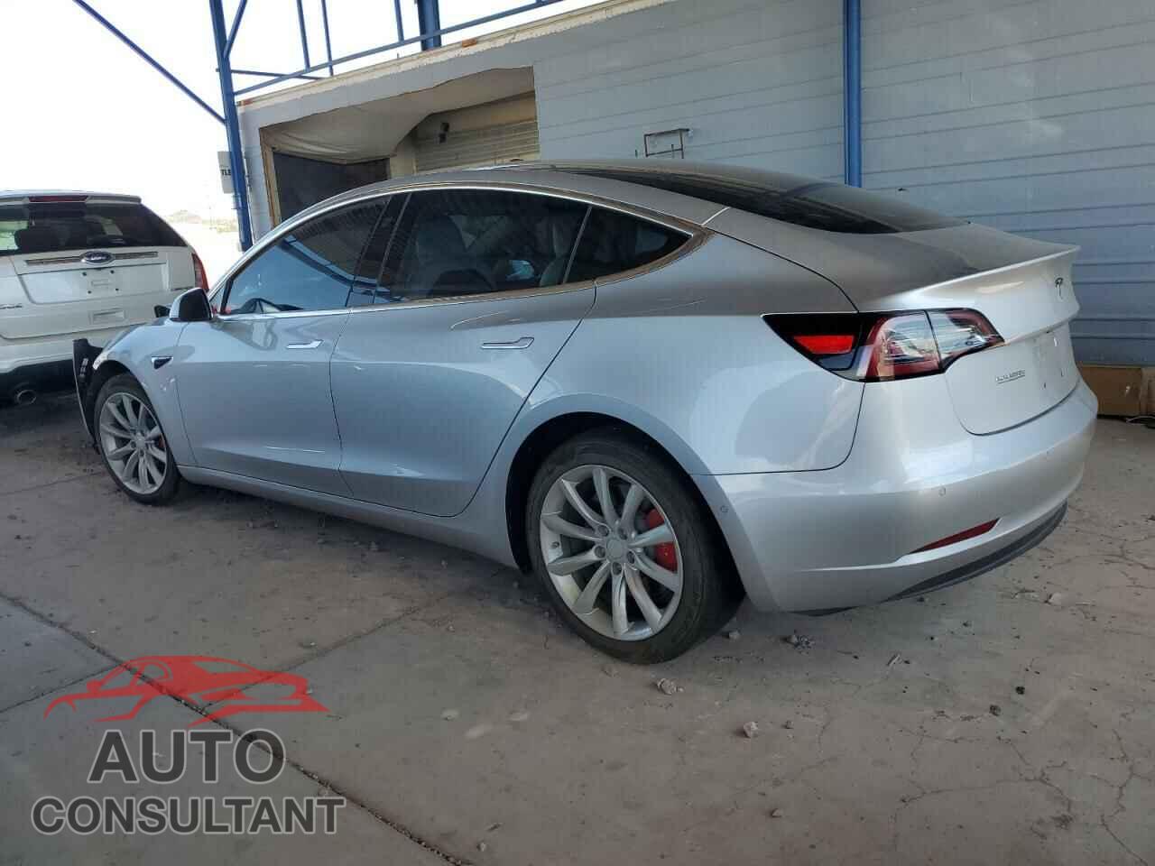 TESLA MODEL 3 2018 - 5YJ3E1EB6JF074315