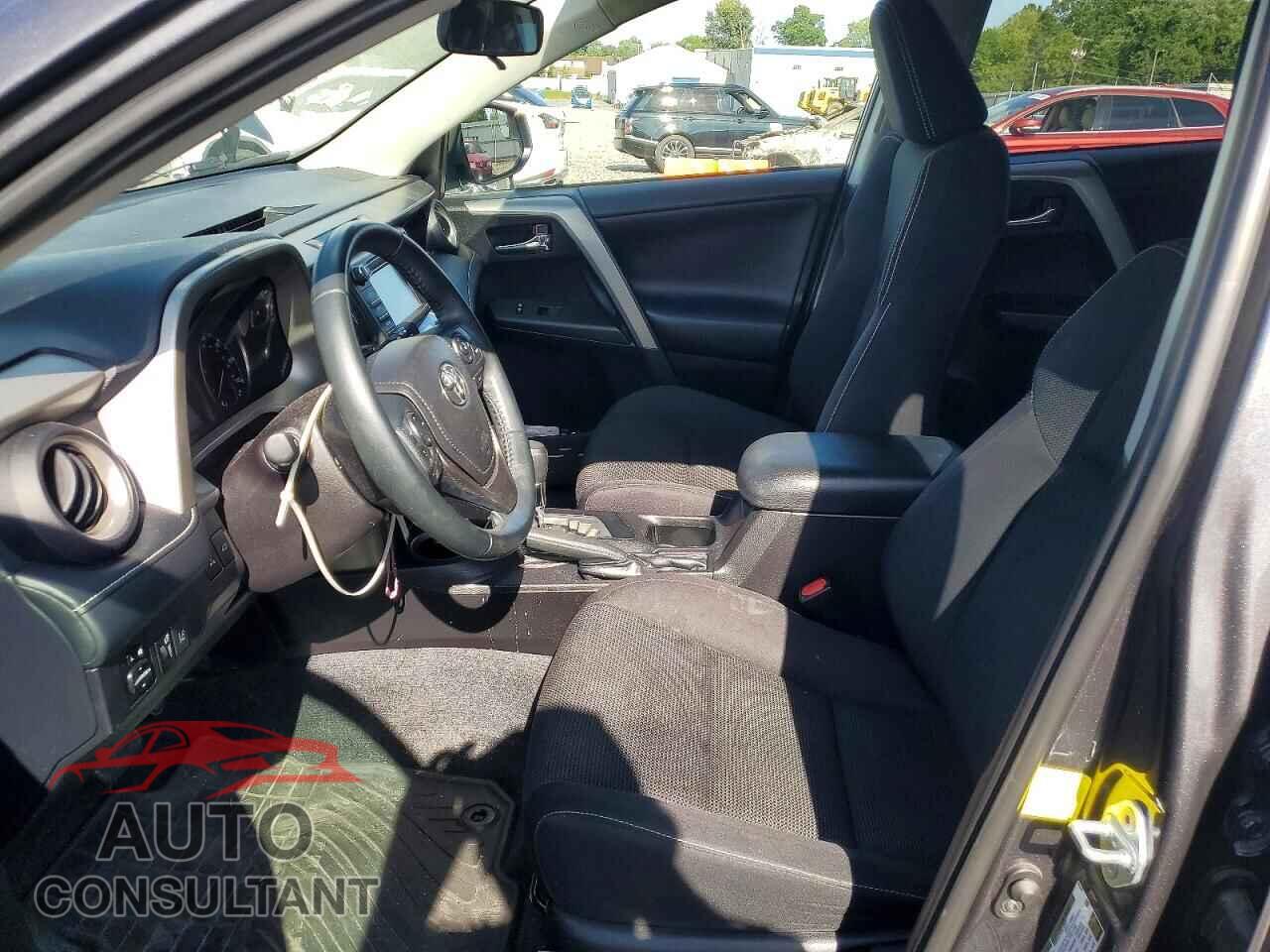 TOYOTA RAV4 2017 - 2T3RFREV2HW628535