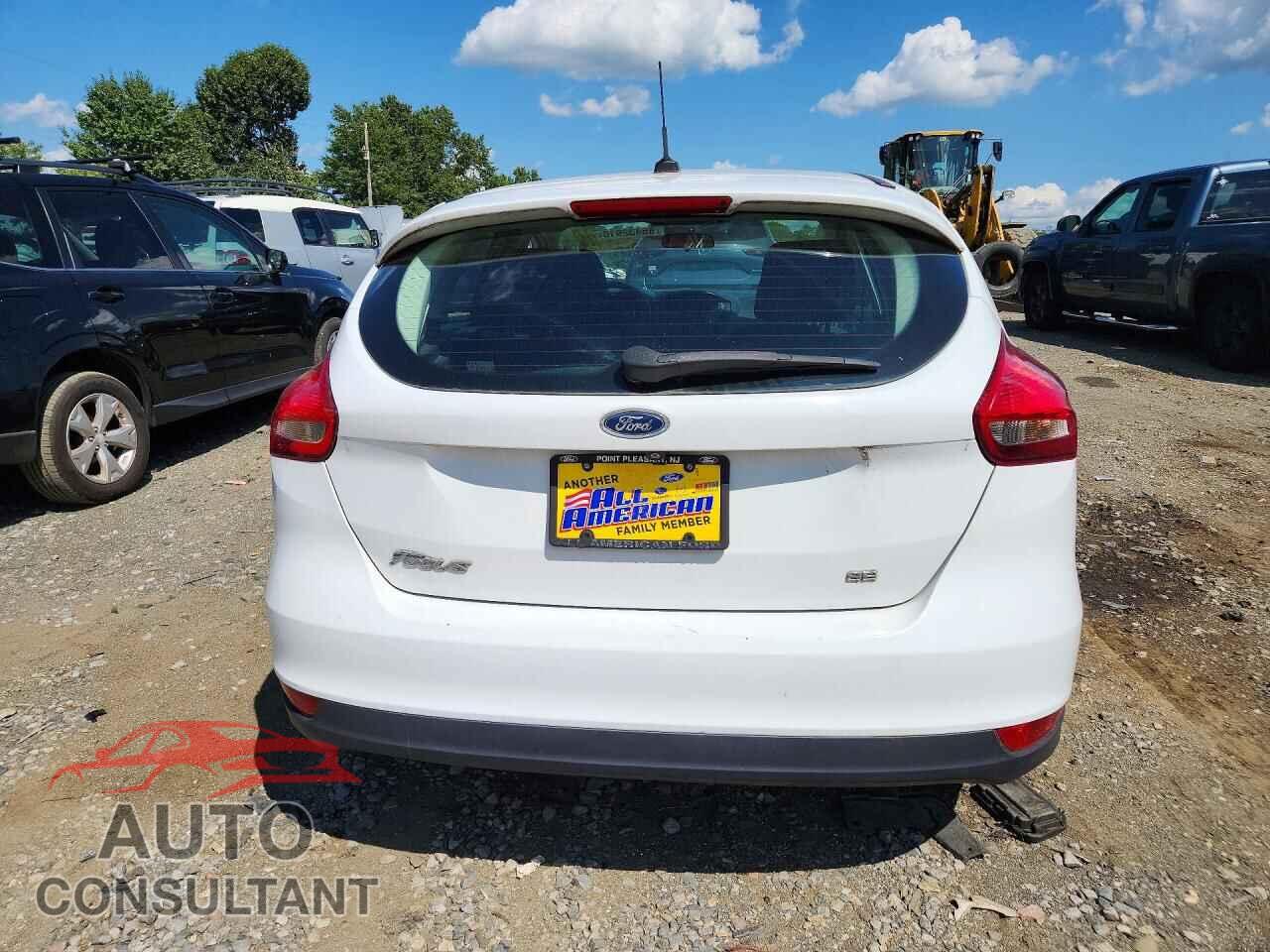 FORD FOCUS 2017 - 1FADP3K29HL301346