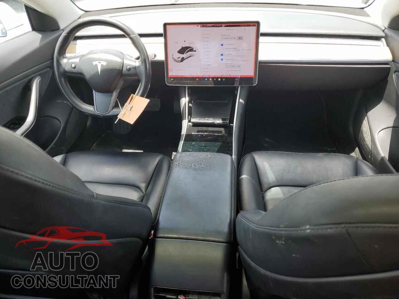 TESLA MODEL 3 2018 - 5YJ3E1EA9JF035175