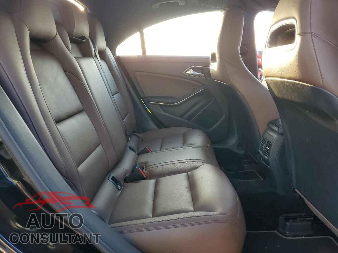 MERCEDES-BENZ CLA-CLASS 2014 - WDDSJ4GB4EN081010