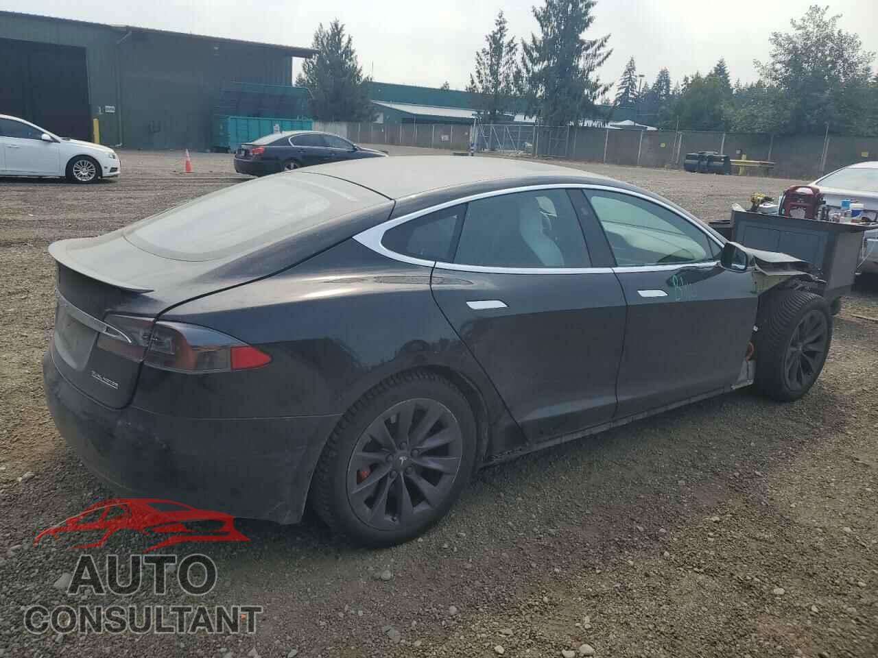 TESLA MODEL S 2019 - 5YJSA1E4XKF333902