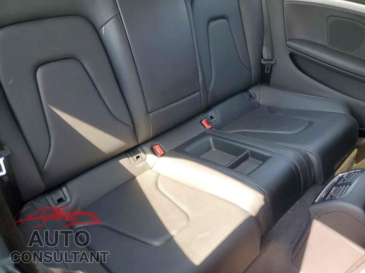 AUDI A5 2014 - WAULFAFR7EA006612