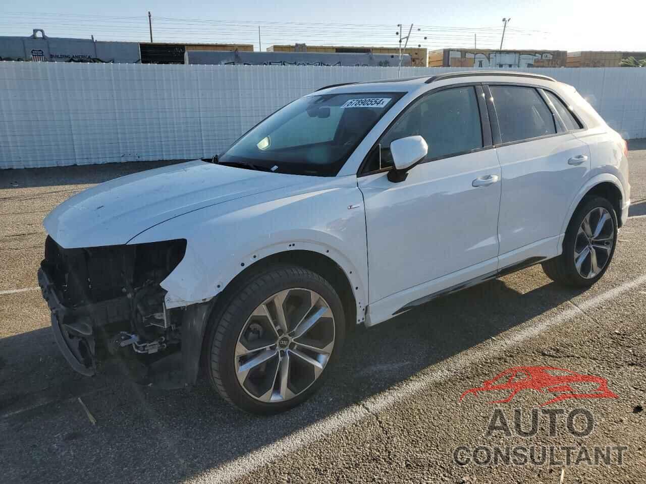 AUDI Q3 2022 - WA1EECF35N1008018