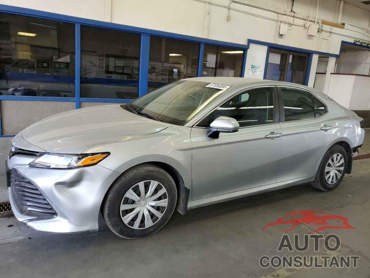 TOYOTA CAMRY 2018 - 4T1B11HK1JU554042