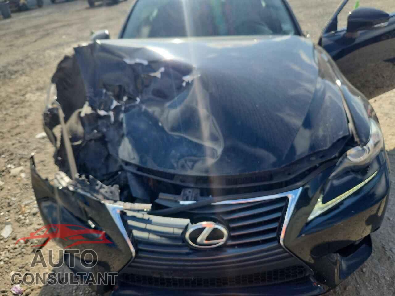 LEXUS IS 2016 - JTHBA1D25G5019498