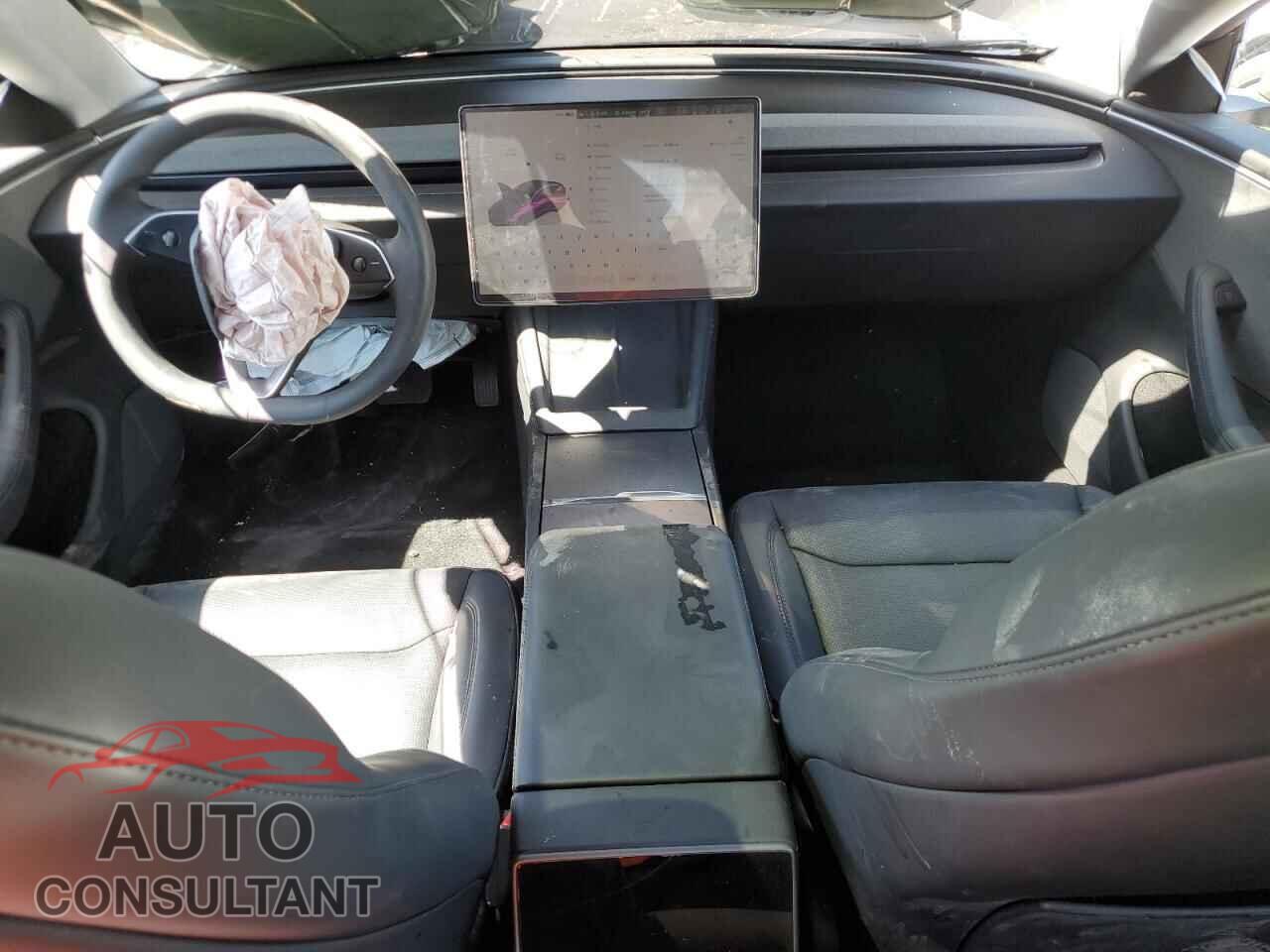 TESLA MODEL 3 2024 - 5YJ3E1EA2RF835733