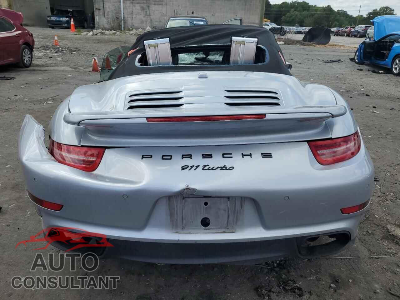 PORSCHE 911 2015 - WP0CD2A99FS178657