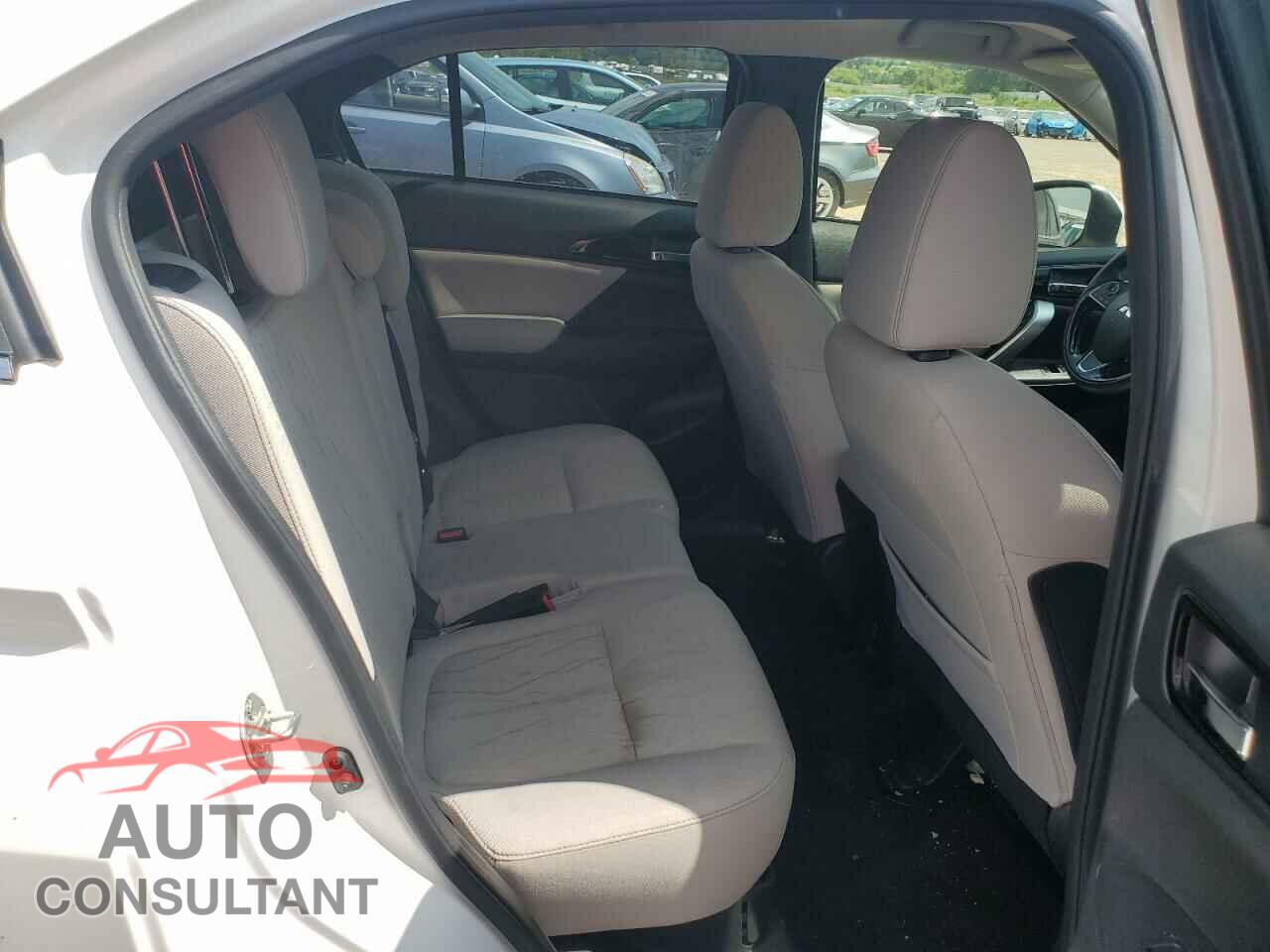MITSUBISHI ECLIPSE 2019 - JA4AT5AA8KZ010431