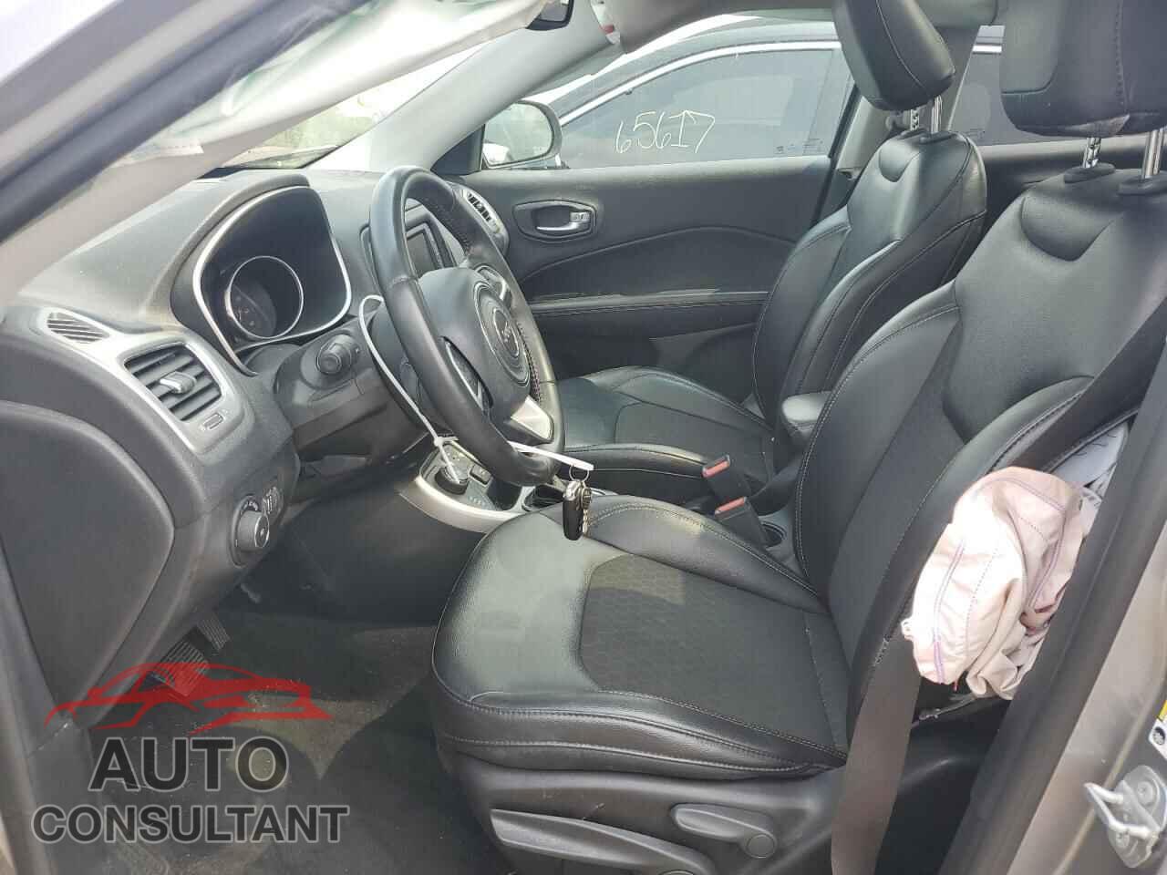 JEEP COMPASS 2018 - 3C4NJDBB2JT314715
