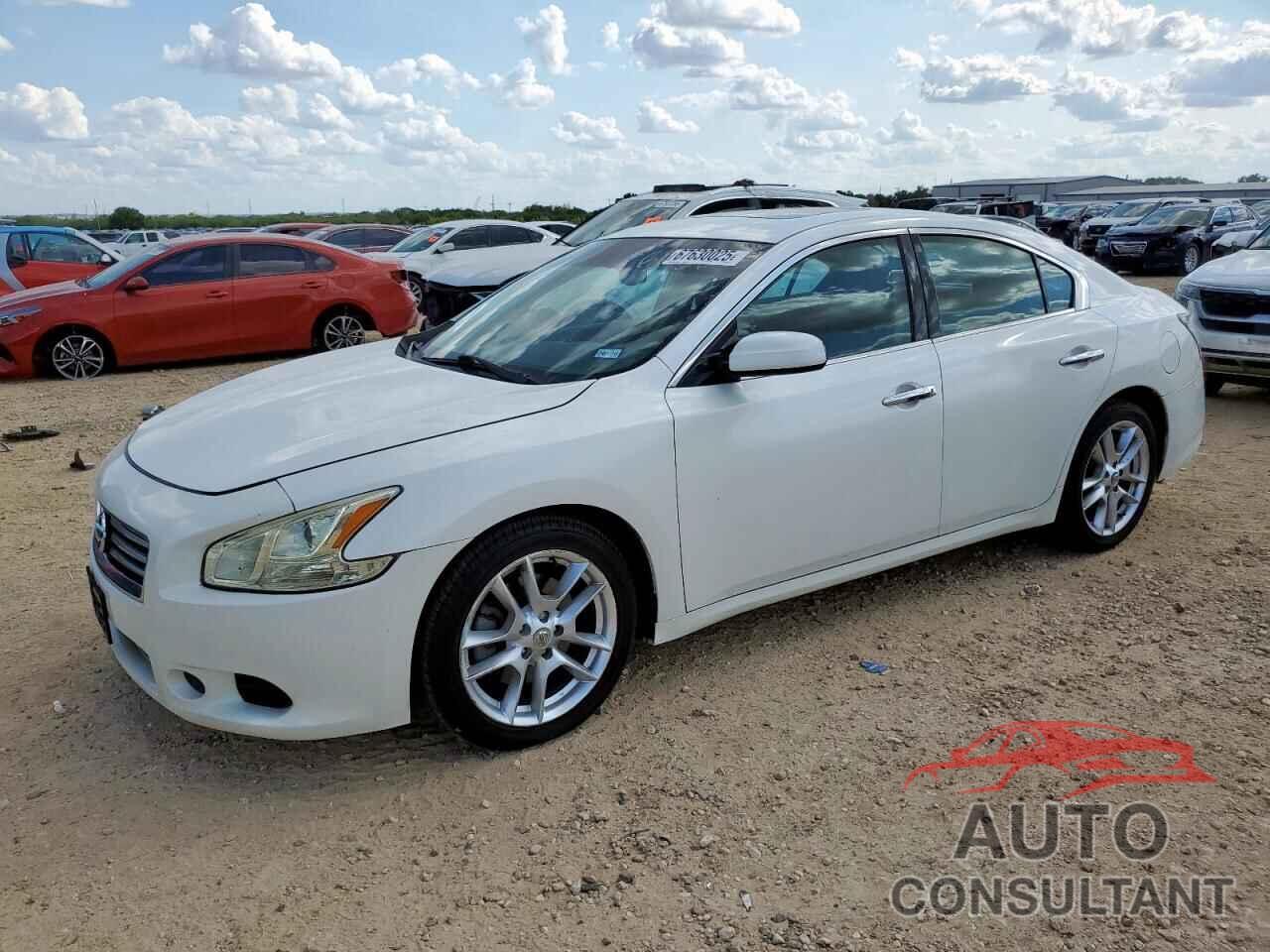 NISSAN MAXIMA 2013 - 1N4AA5AP4DC819632