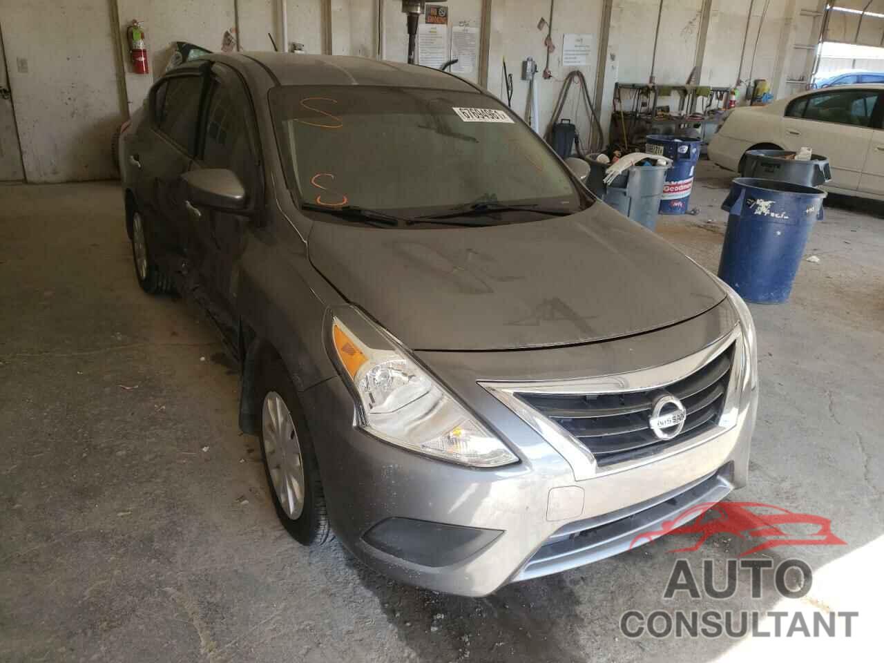 NISSAN VERSA 2017 - 3N1CN7AP4HL820487