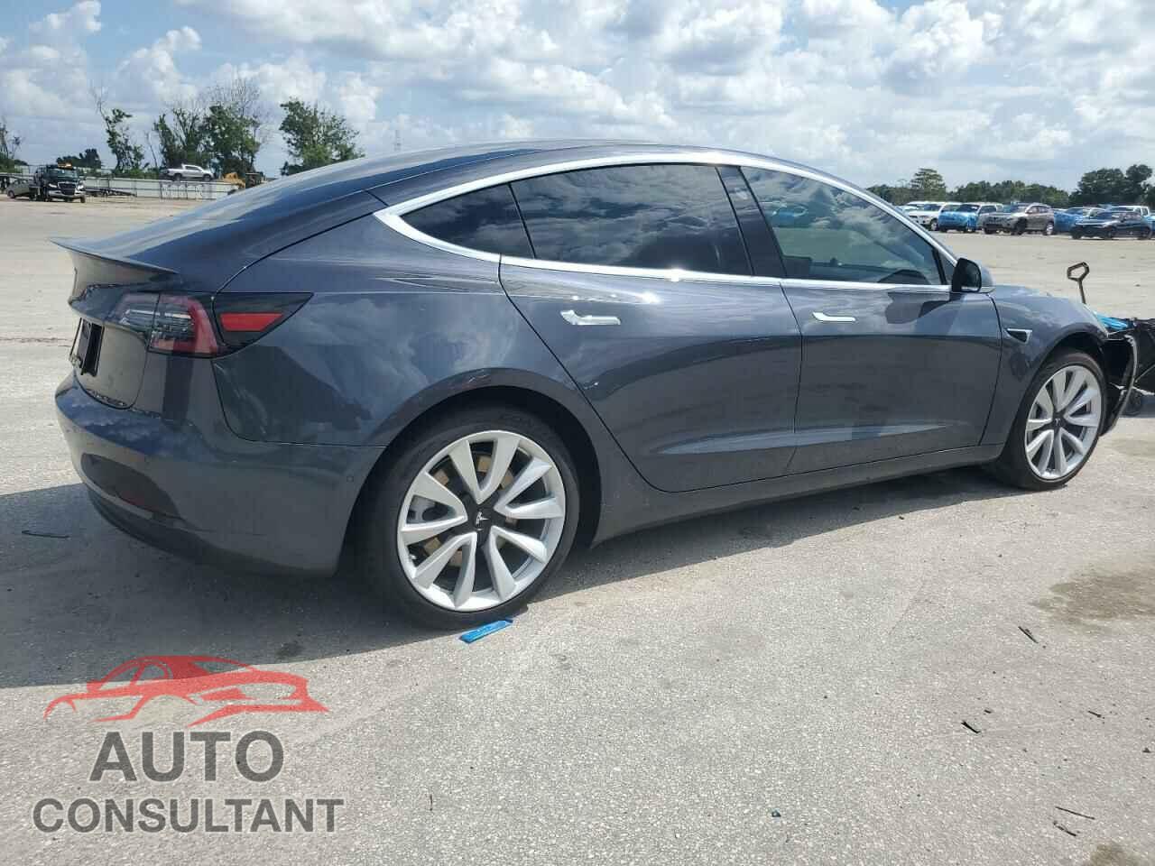 TESLA MODEL 3 2020 - 5YJ3E1EC7LF586743