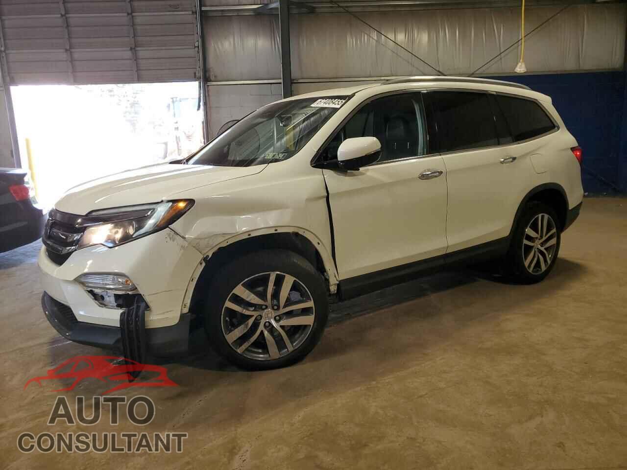 HONDA PILOT 2017 - 5FNYF6H9XHB044317